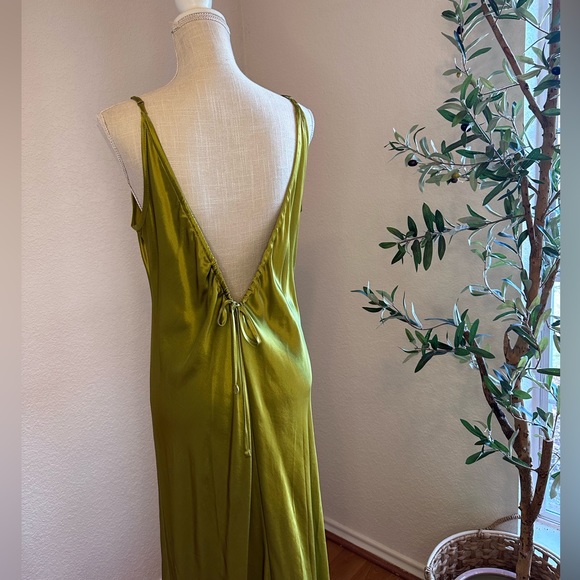 Topshop Satin Maxi  in Light Green size 14 NEVER WORN/NEW ✨ - Picture 14 of 16